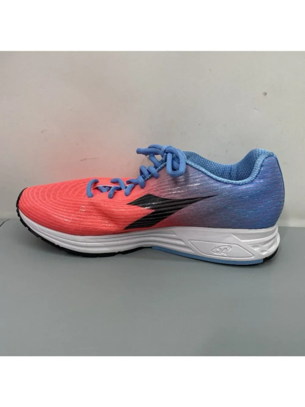Diadora‎ Action +3 Sneakers Shoes Running Training Athletic Pink Blue Womens 9.5